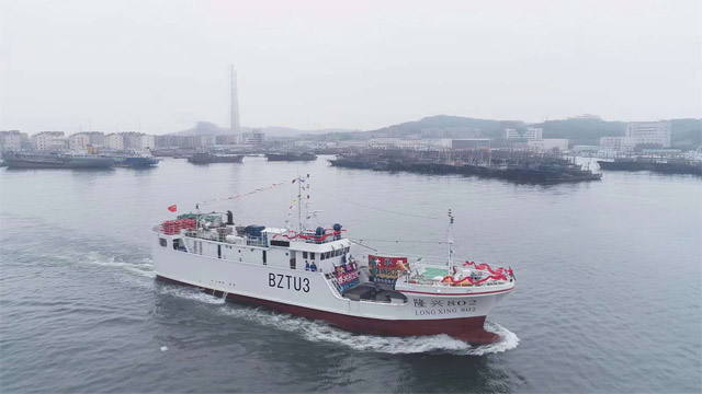 我國自主建造的首批兩艘大洋性玻璃鋼超低溫金槍魚延繩釣船隆興801和隆興802順利啟航，對于我國的玻璃鋼漁船產(chǎn)業(yè)化進程具有里程碑式的重要而深遠的意義。廣東博皓提供玻璃鋼船艇選材解決方案。