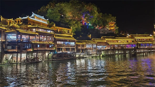 “湘”約鳳凰，相守未來——2022博皓快樂湖南行    -32